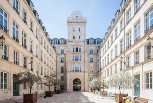Rue de Grenelle à Paris
